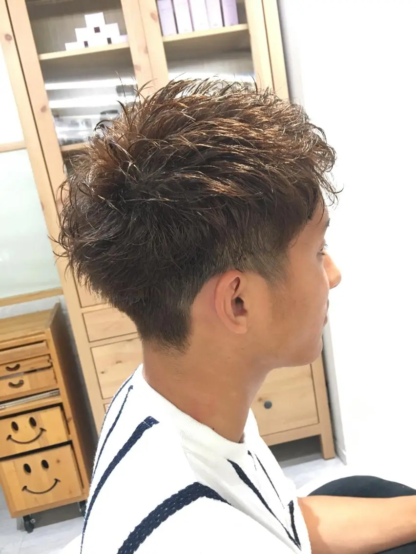 ショート カラー パーマ メンズ 金子 富士のヘアスタイル