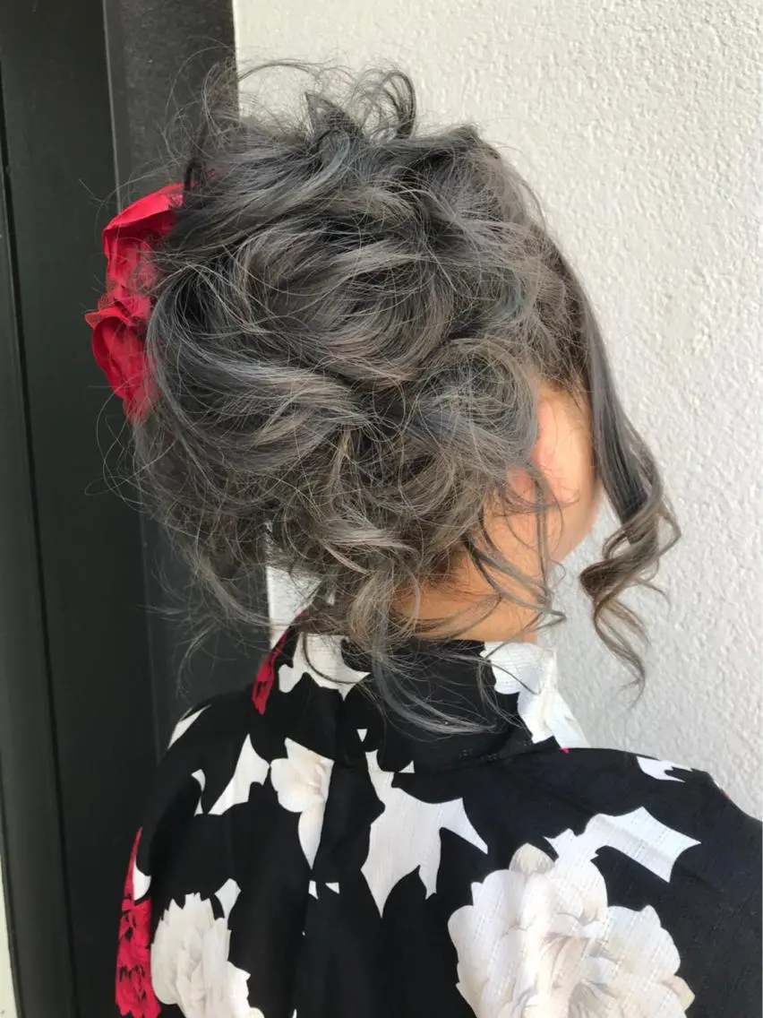 セミロング ヘアアレンジ 🫟Blanco🫟 Color&Careのヘアスタイル