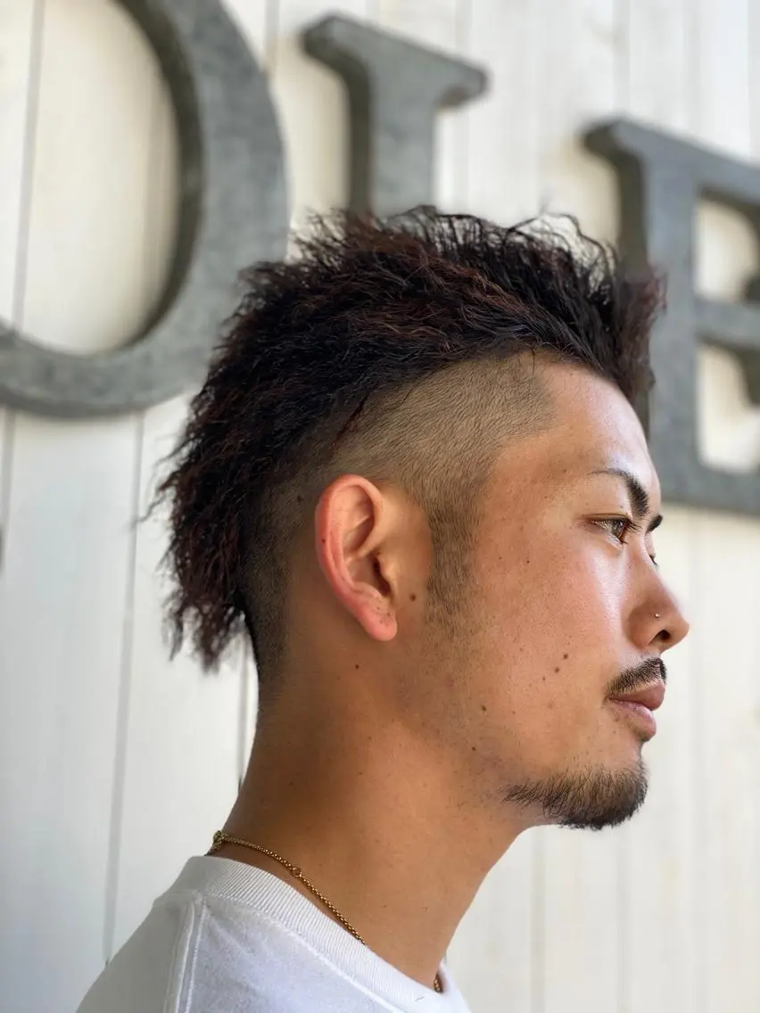 パーマ メンズ 渡邊 暁史のヘアスタイル