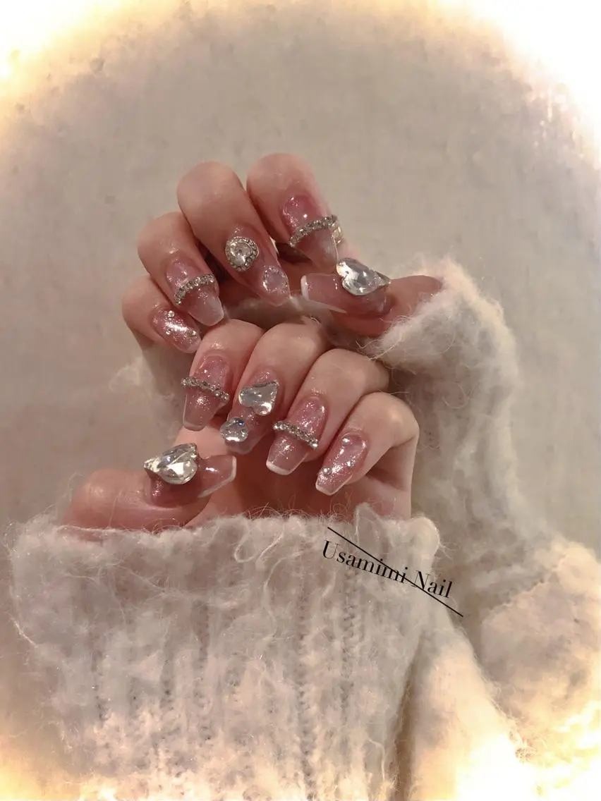 セミロング ネイル USAMiMi 🐰💕のネイルデザイン