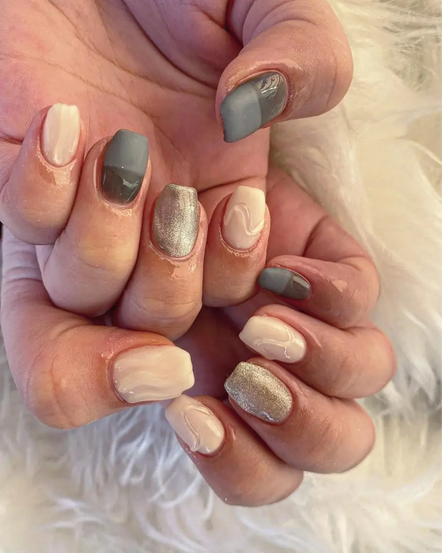 ネイル crystal ⭐︎ colorのネイルデザイン