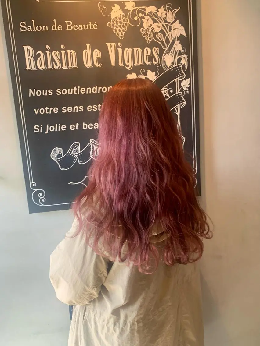 ロング カット ヘアカラー トリートメント Mitsu Naoのヘアスタイル