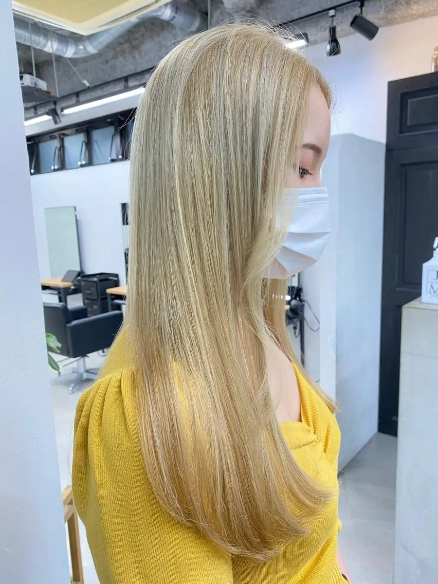 ロング カラー ヘアアレンジ ブリーチダブルカラー 元町三宮/三ノ宮のヘアスタイル