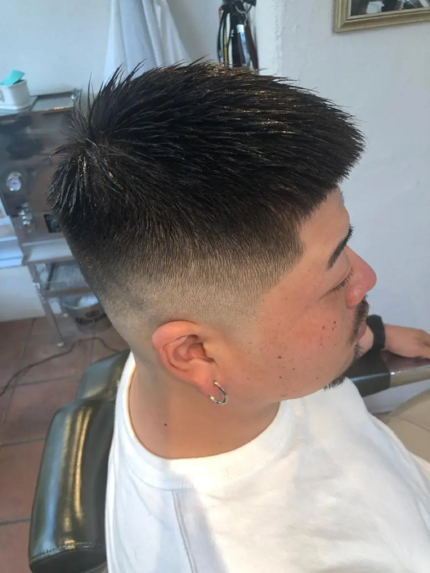 ショート メンズ カット 冨士川 英樹のヘアスタイル