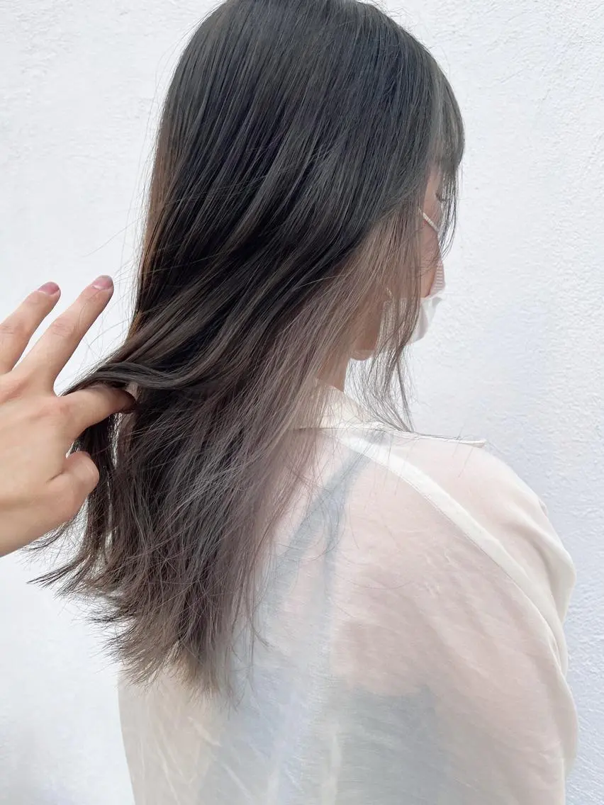 セミロング カラー ベージュカラー シルバー シルバーベージュ 【美髪を叶える】中谷 彰宏(アキ)のヘアスタイル