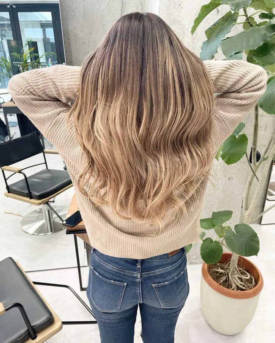 ロング カラー ヘアアレンジ シールエクステ エクステ エクステ TATSUYA アートディレクターのヘアスタイル