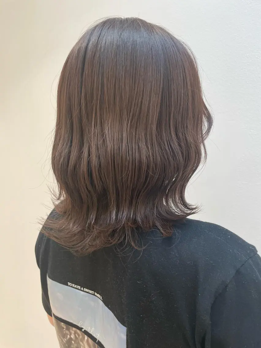 ミディアム レイヤー/ハイトーン 🫧‪Erikaのヘアスタイル
