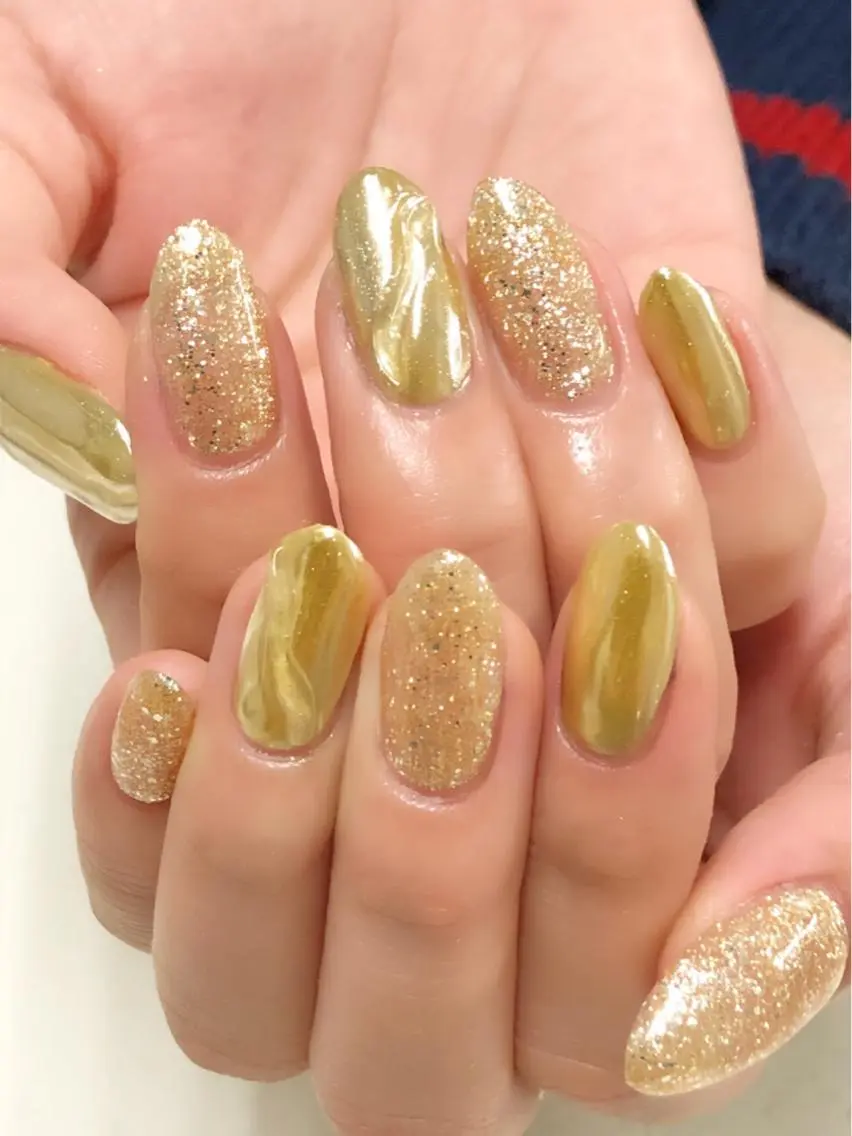 ネイル ゴールド ミラーネイル KIREIE NAILSのネイルデザイン