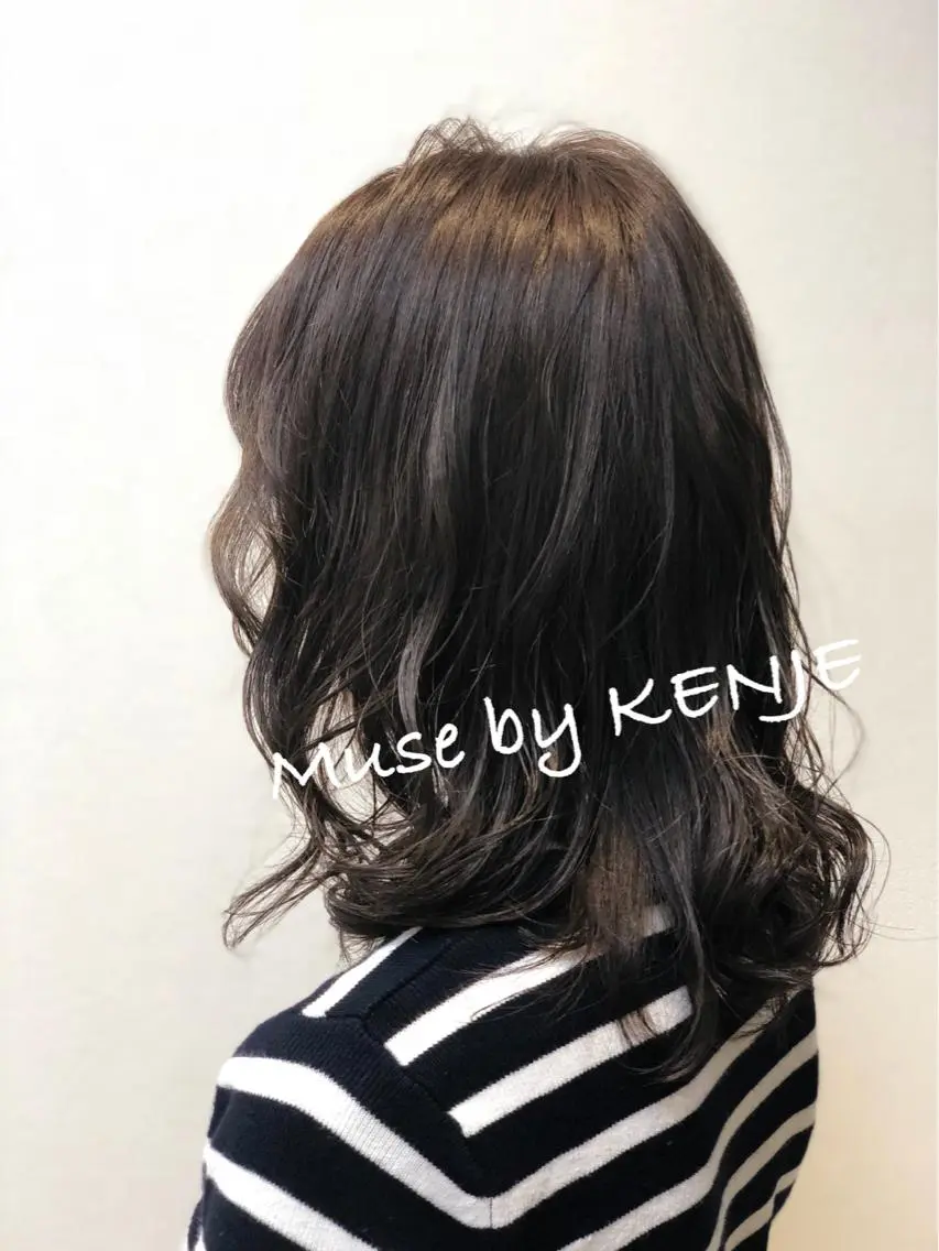 ミディアム カラー アディクシーカラー 透明感カラー ハイライトカラー ハイライト うる艶レイヤーカット hinakoのヘアスタイル