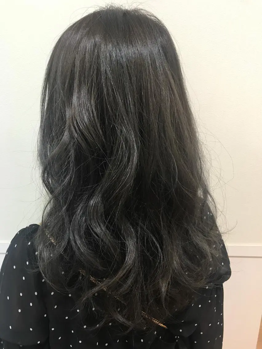 ロング カラー 馴染ませNo.1🧃 エクステ・アレンジのヘアスタイル