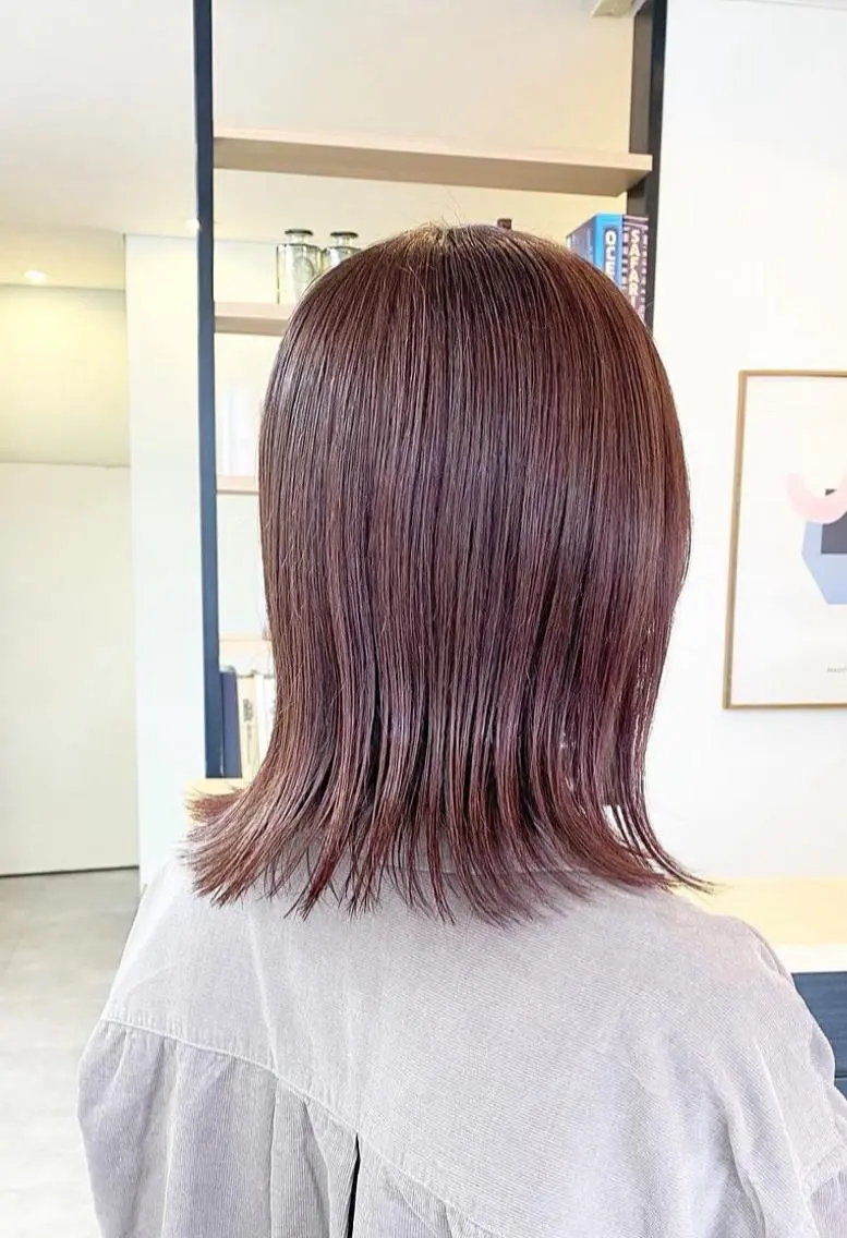 ミディアム ヘアカラー 榎田 左小里のヘアスタイル