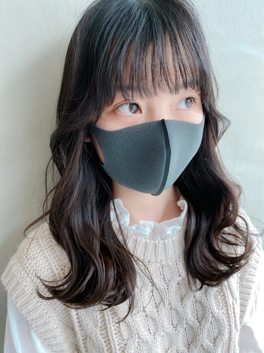 セミロング カラー ヘアアレンジ ネイル マツエク・マツパ インナーカラー くびれヘア 外国人風カラー 学生 レイヤーカット カット ヘアカラー トリートメント 夜23時まで予約🉑 reverieあきらのヘアスタイル