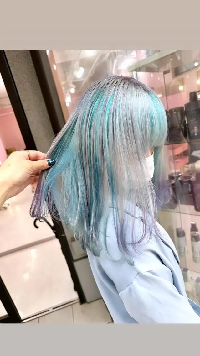 セミロング カラー ✨デザイン/ブリーチ MANATOのヘアスタイル