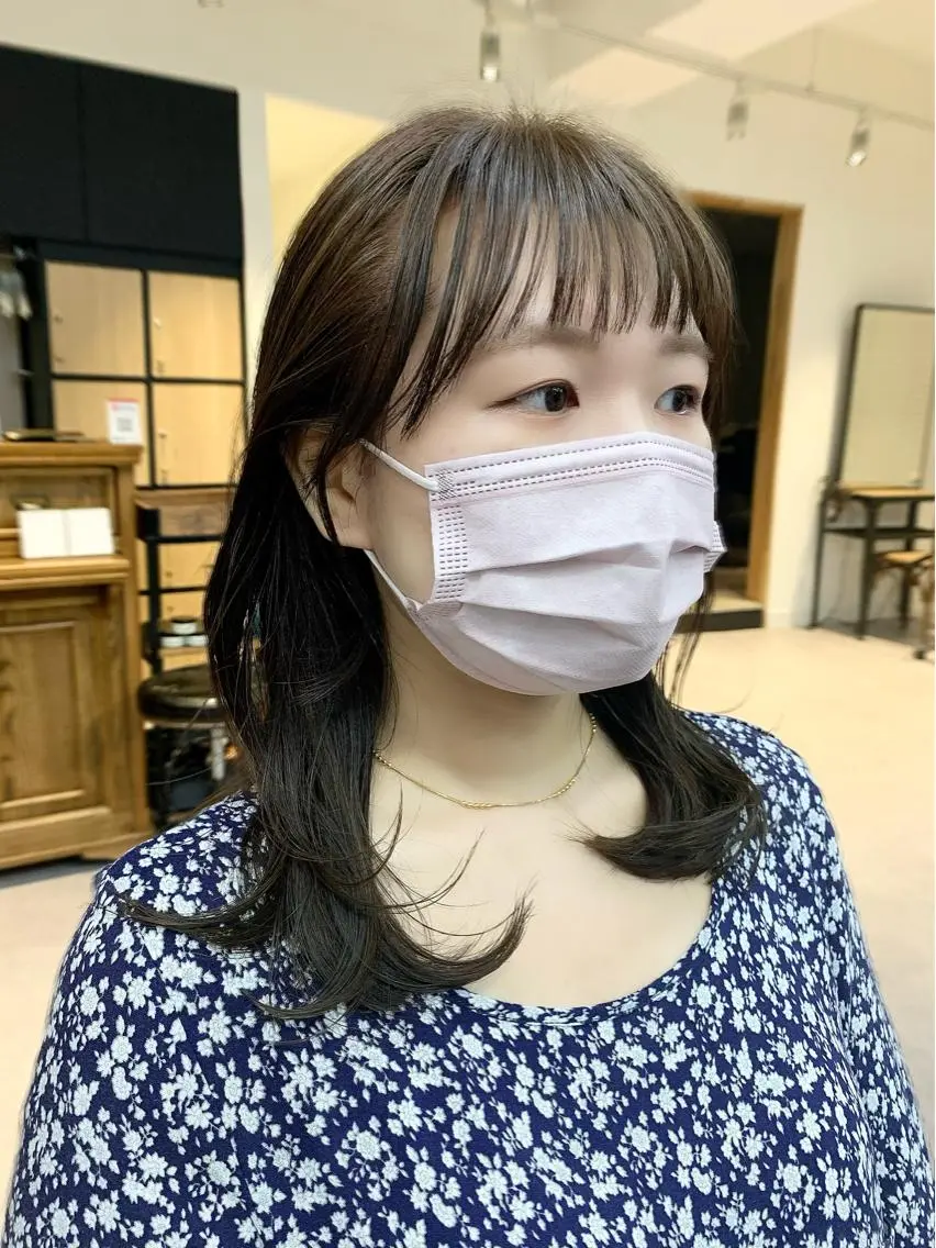 ロング カラー パーマ ヘアアレンジ メンズ キッズ ネイル マツエク・マツパ アイブロウ カット トリートメント 似合せレイヤー/ 柔らか透明感カラーのヘアスタイル
