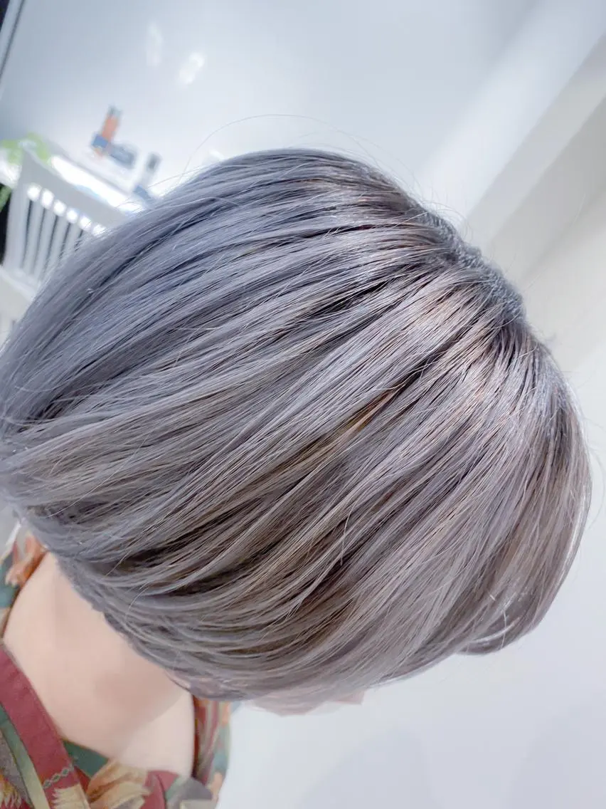 ショート カラー ハイライト/ブリーチ バレイヤージュ関佳祐のヘアスタイル