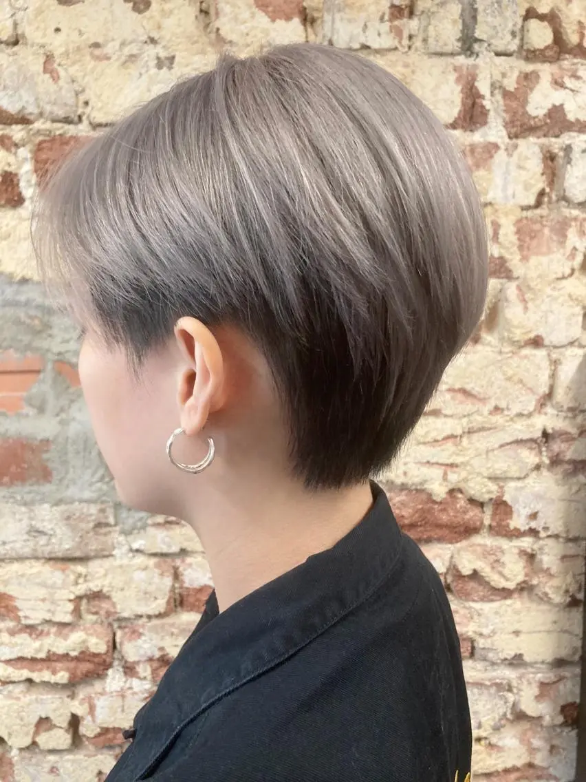 ショート カラー シルバー 髪質改善　艶髪✨ Teppeiのヘアスタイル