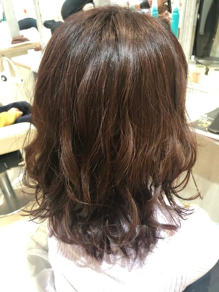 セミロング 似合う髪型が 分からない方へのヘアスタイル