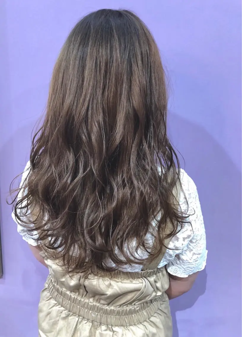 ロング カラー パーマ バイオレットカラー レイヤーカット ロング ローレイヤー 細川 亮のヘアスタイル