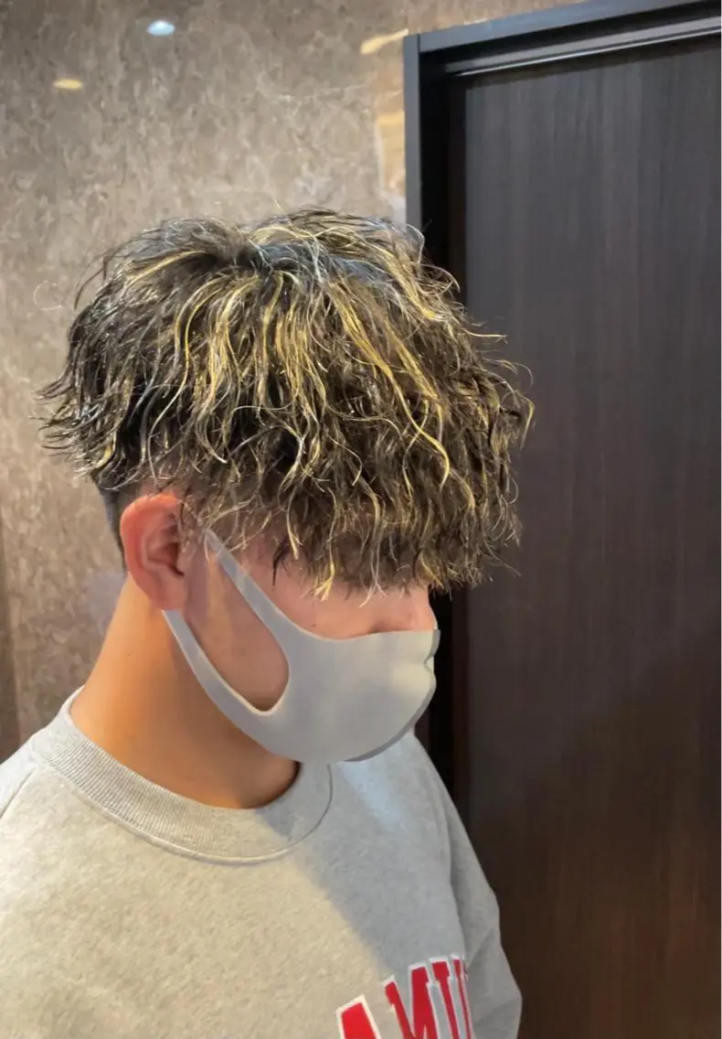 カラー パーマ メンズ カット パーマ 和歌山ランキング1位 井開のヘアスタイル