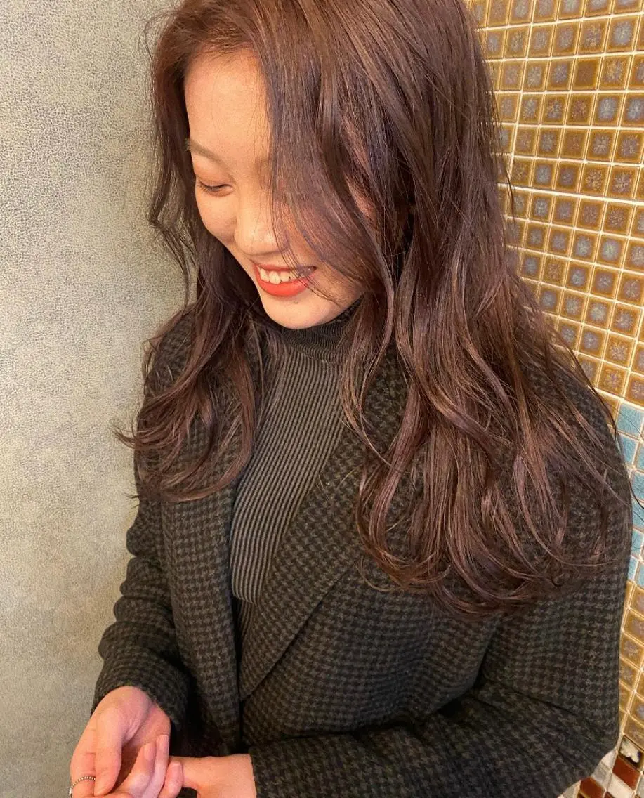 ロング イタヤ マイカのヘアスタイル