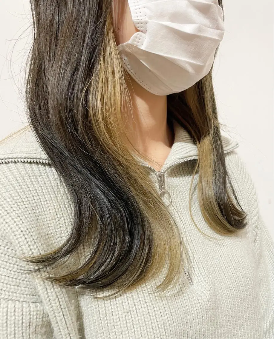 ロング カラー ヘアアレンジ インナーカラー bloom yumaのヘアスタイル