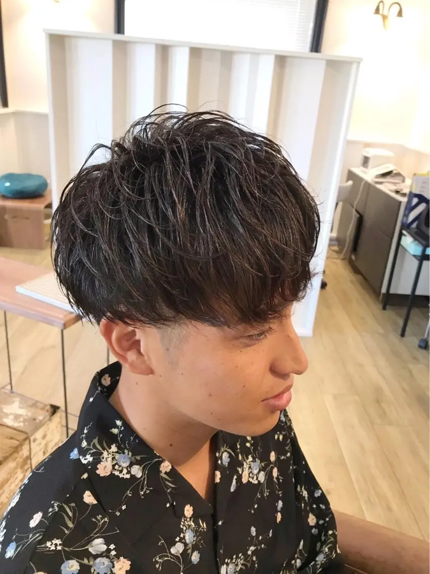 パーマ メンズ 小林 亮平のヘアスタイル