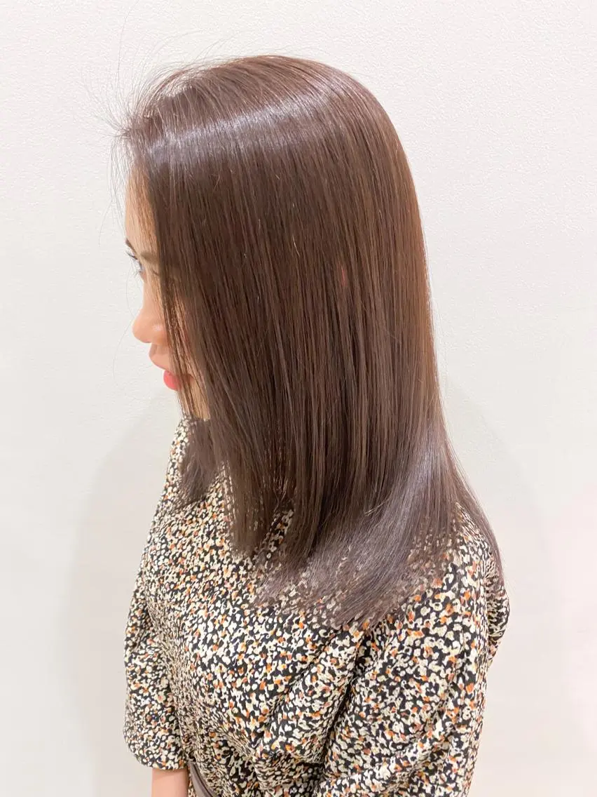 セミロング カット ヘアカラー トリートメント 🍀ケアブリーチ カラー🍀坂井のヘアスタイル