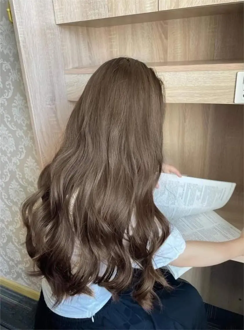 カラー *赤み撃退☘️透明感 トレンドカラー☘️のヘアスタイル