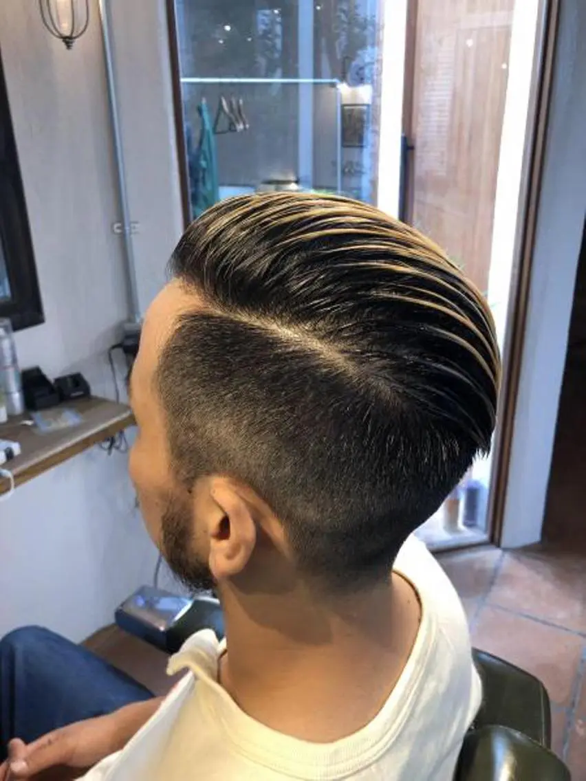 ショート メンズ フェードカット カット 冨士川 英樹のヘアスタイル