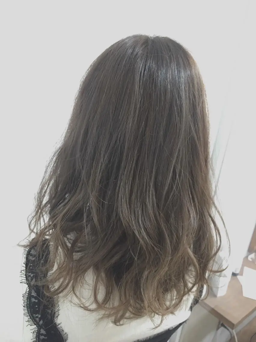 ロング カラー mayo 🐄🌈のヘアスタイル