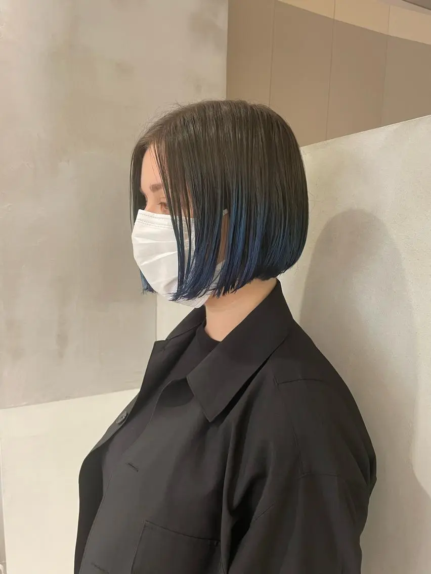 ショート オリーブ カラー✨有坂映哉のヘアスタイル