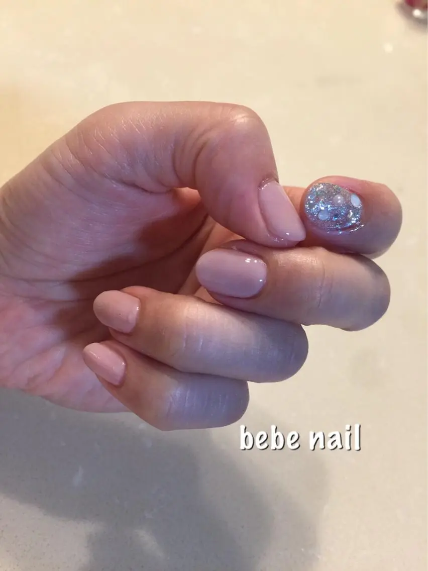 ネイル ジェルネイル ラメ(グリッター) ワンカラーネイル パラジェル ストーンネイル Ann nailのネイルデザイン