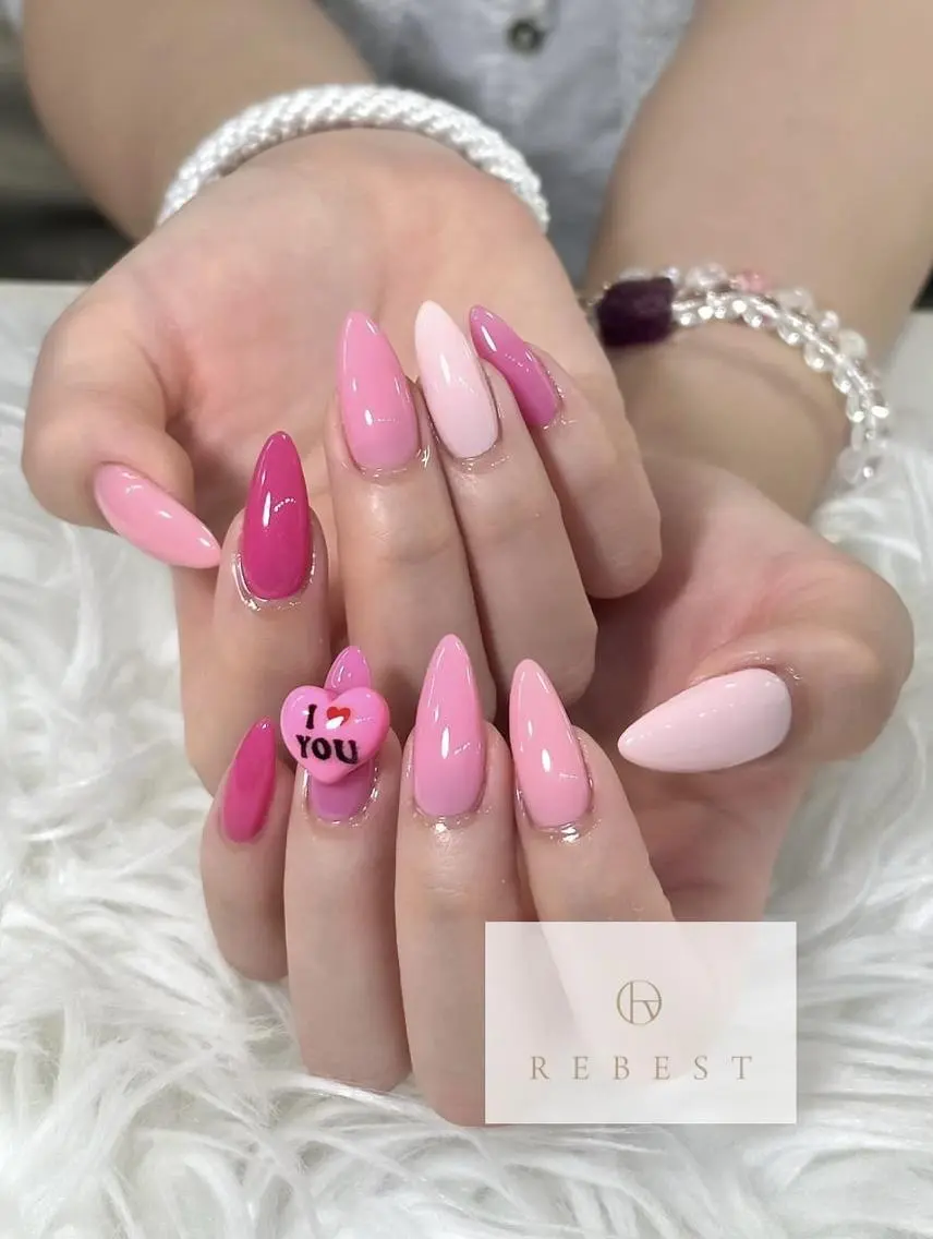 ネイル nailist SENAのネイルデザイン