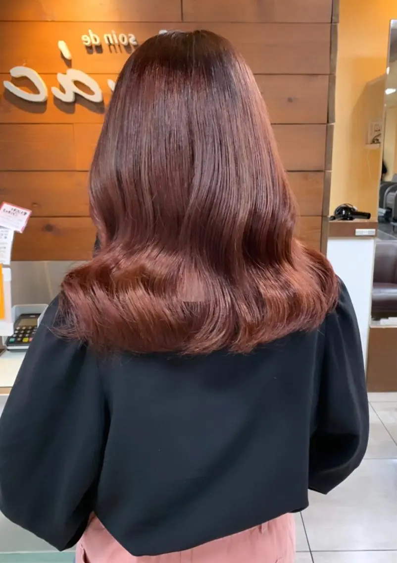 ミディアム カット ヘアカラー レイヤー/艶髪カラー 森本くるみのヘアスタイル