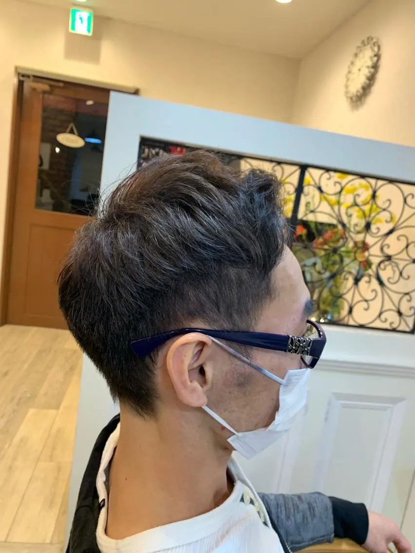 ショート カラー 勝本 優佳のヘアスタイル