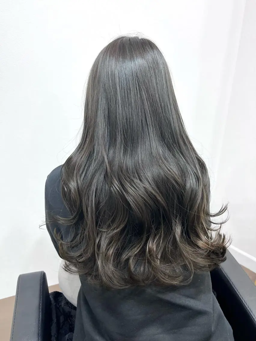 ロング 髪質改善 韓国風ヘア ロング 縮毛矯正 トリートメント カット ヘアカラー トリートメント 髪質改善と艶カラー 💎坂田 裕紀のヘアスタイル