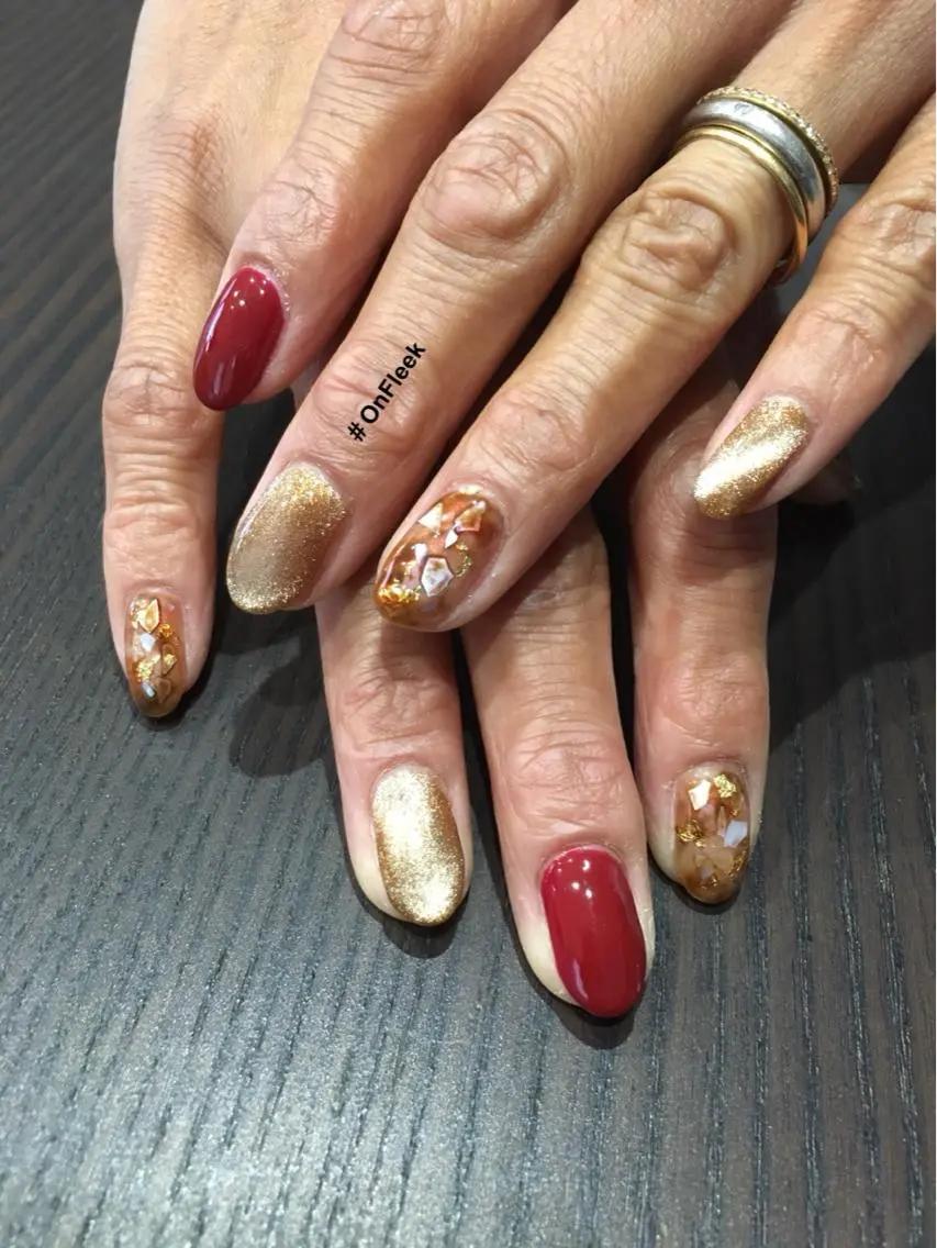 ネイル マグネットネイル ハンドネイル NailSalon ＃OnFleekのネイルデザイン
