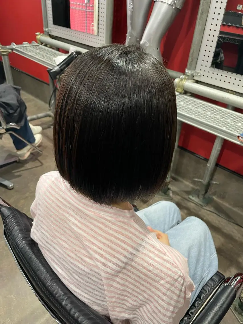 ミディアム パーマ ストレートパーマ SLIME Seiのヘアスタイル
