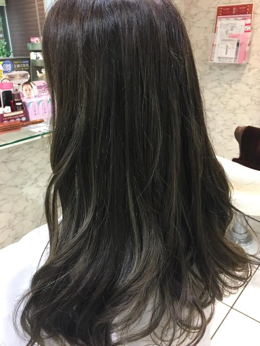 カラー グレージュ ハイライトカラー 落合孝臣/新潟駅南 /髪質改善のヘアスタイル