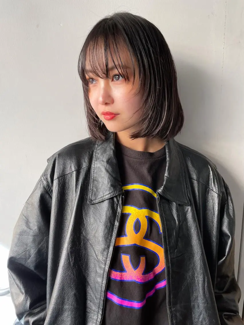 ミディアム カラー レイヤー　べージュ 白石研太のヘアスタイル