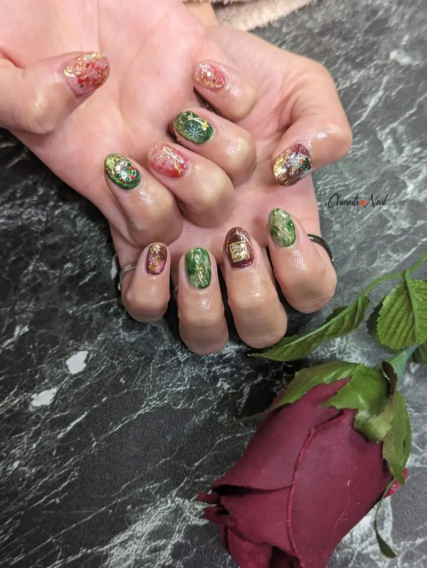 ネイル ニュアンスネイル 冬ネイル クリスマス Chianti Nailのネイルデザイン
