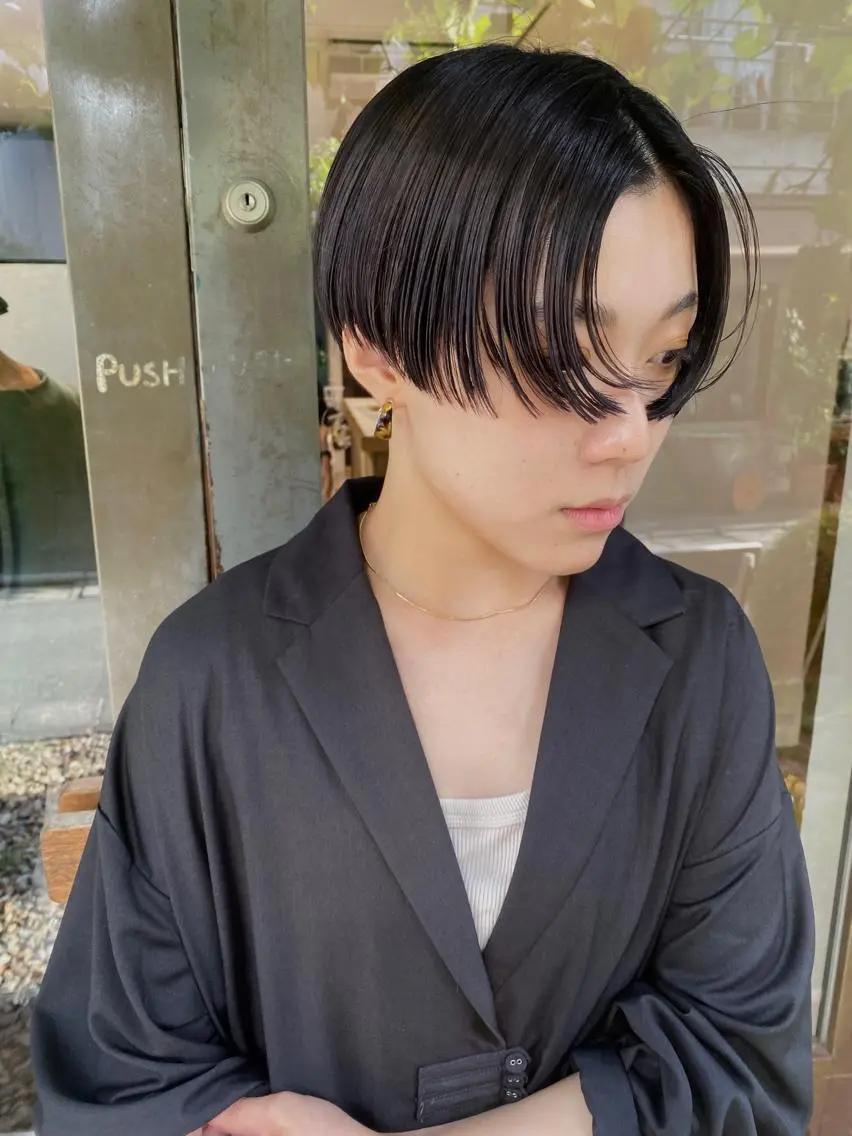 ショート カット ヘアカラー 坂口 拓魅のヘアスタイル