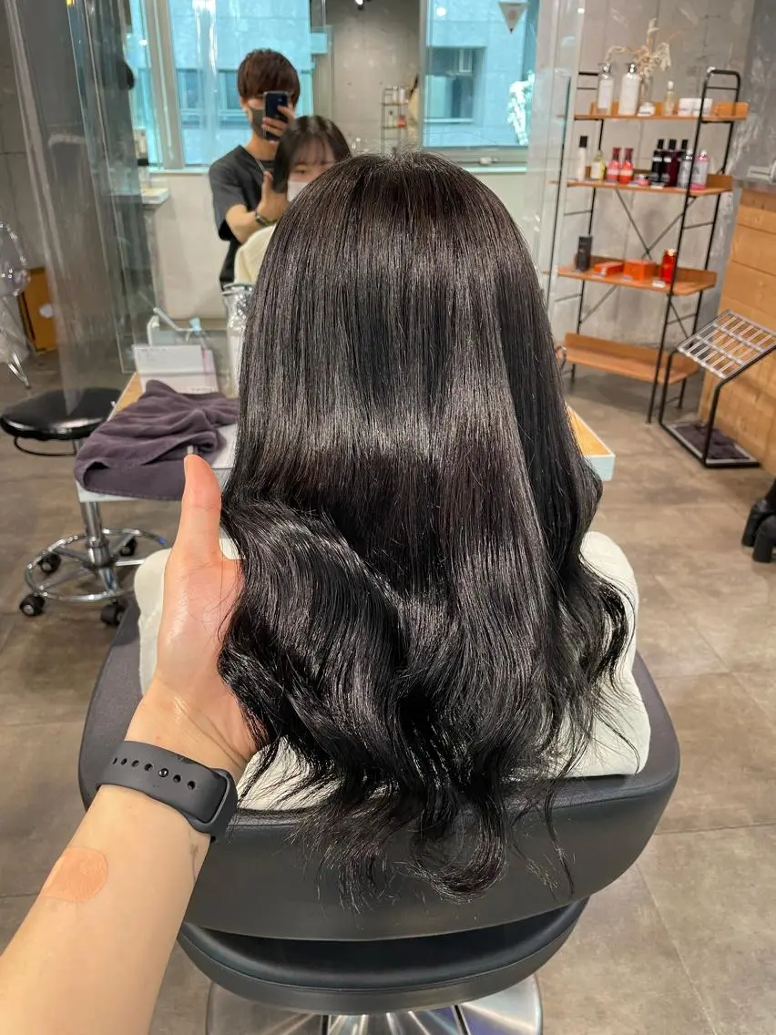 ロング カラー カット ヘアカラー トリートメント ヘッドスパ ヘアセット ベージュカラー💖 やすひろのヘアスタイル