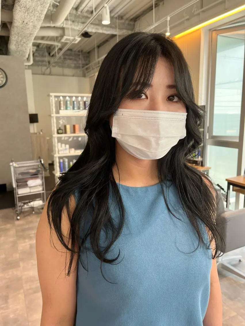 ロング カラー ロングレイヤー 黒髪 ブルーカラー ブルーブラック ハイレイヤー ショート/パーマ/ カラー/FUKOのヘアスタイル