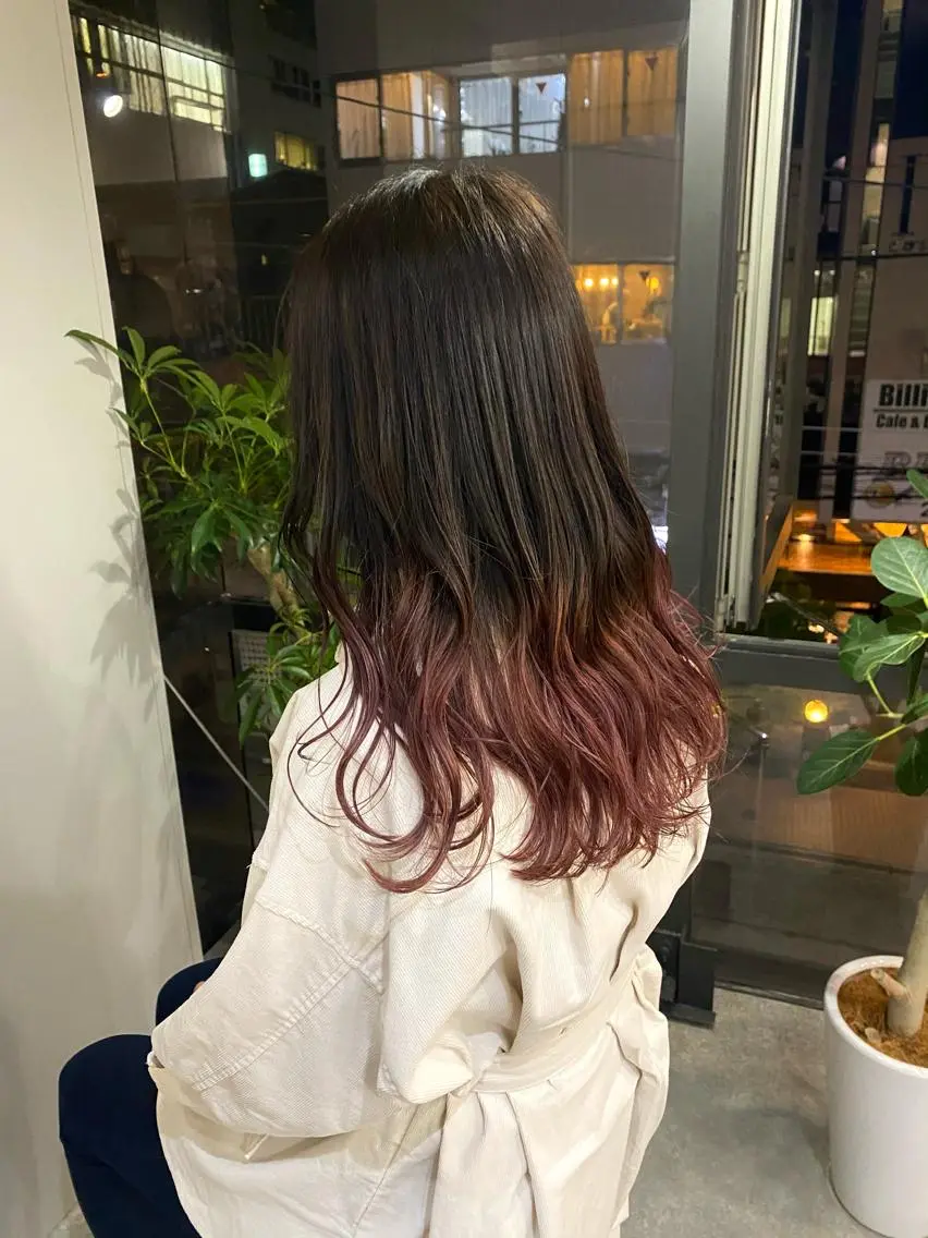 ロング カラー ヘアアレンジ ベージュカラー グラデーションカラー パープルカラー ボブ /ニュアンス/ satomi🧸💖のヘアスタイル