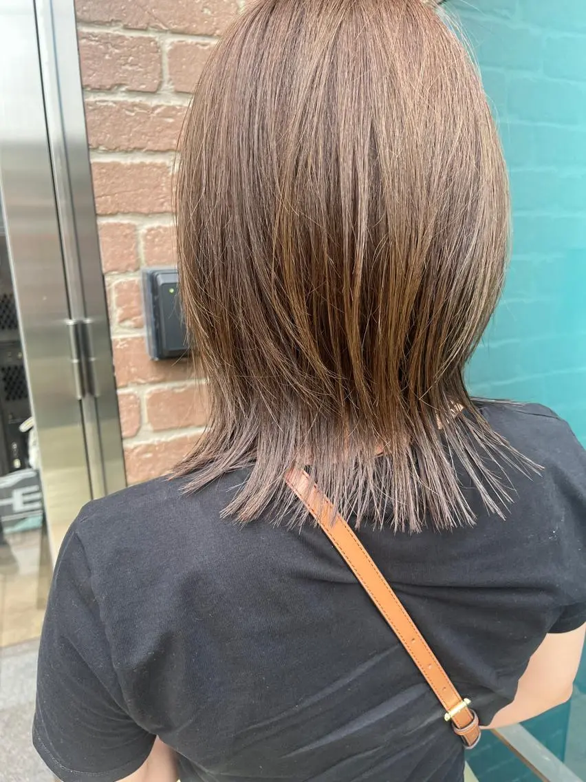 ロング カラー パーマ ヘアアレンジ メンズ キッズ ネイル アイブロウ メンズブリーチ メンズハイライト メンズインナーカラー メンズ韓国風 ブリーチ 久木原 ゆりのヘアスタイル