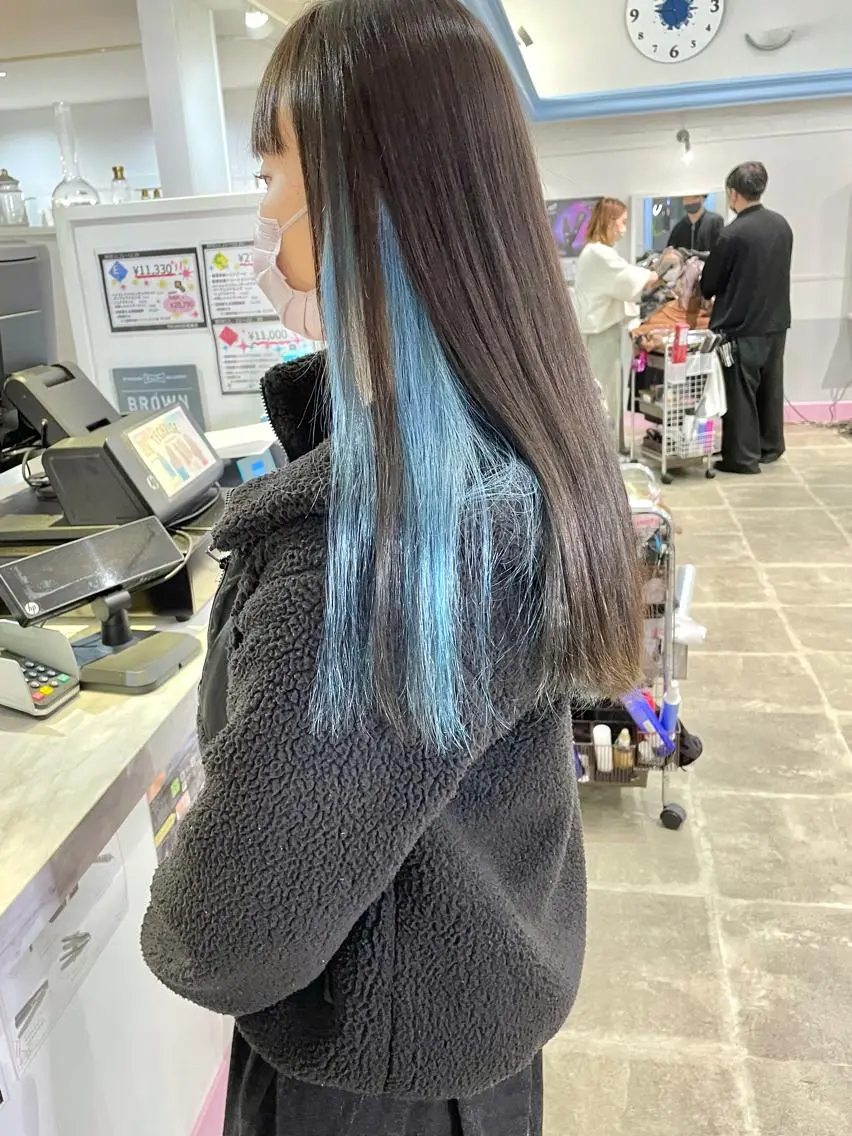ロング Lit.豊橋 夏目のヘアスタイル