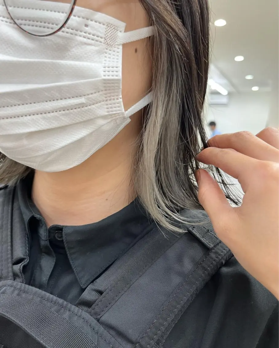カラー イヤリングカラー 平尾✨ヘアセット/顔 周り💐Tommyのヘアスタイル
