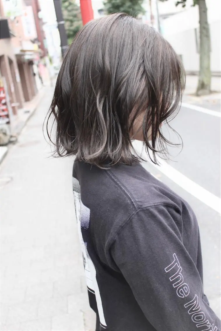 ミディアム カラー グレージュ 野呂 隼人のヘアスタイル