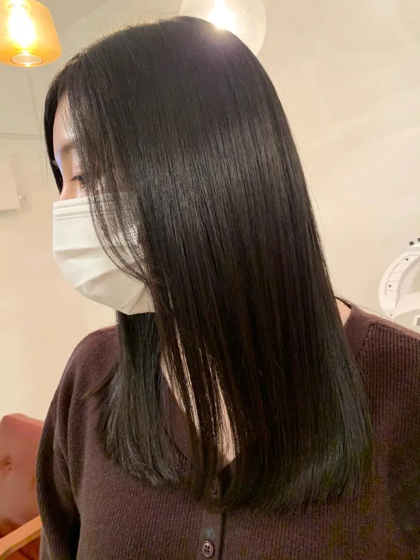 セミロング yoshihara yuukiのヘアスタイル